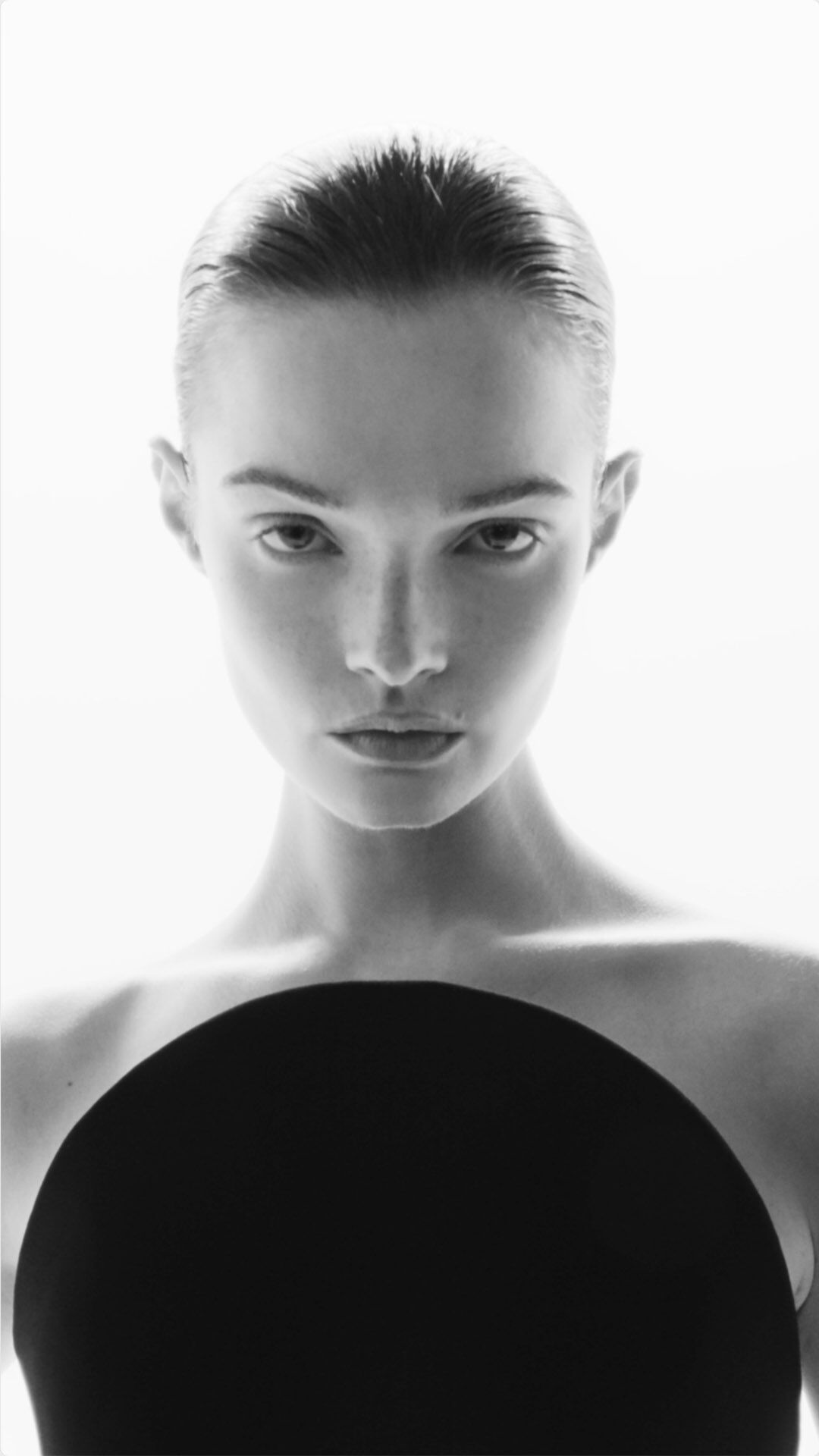 アライア (Alaïa)日本公式｜レディースデザイナーズウェア