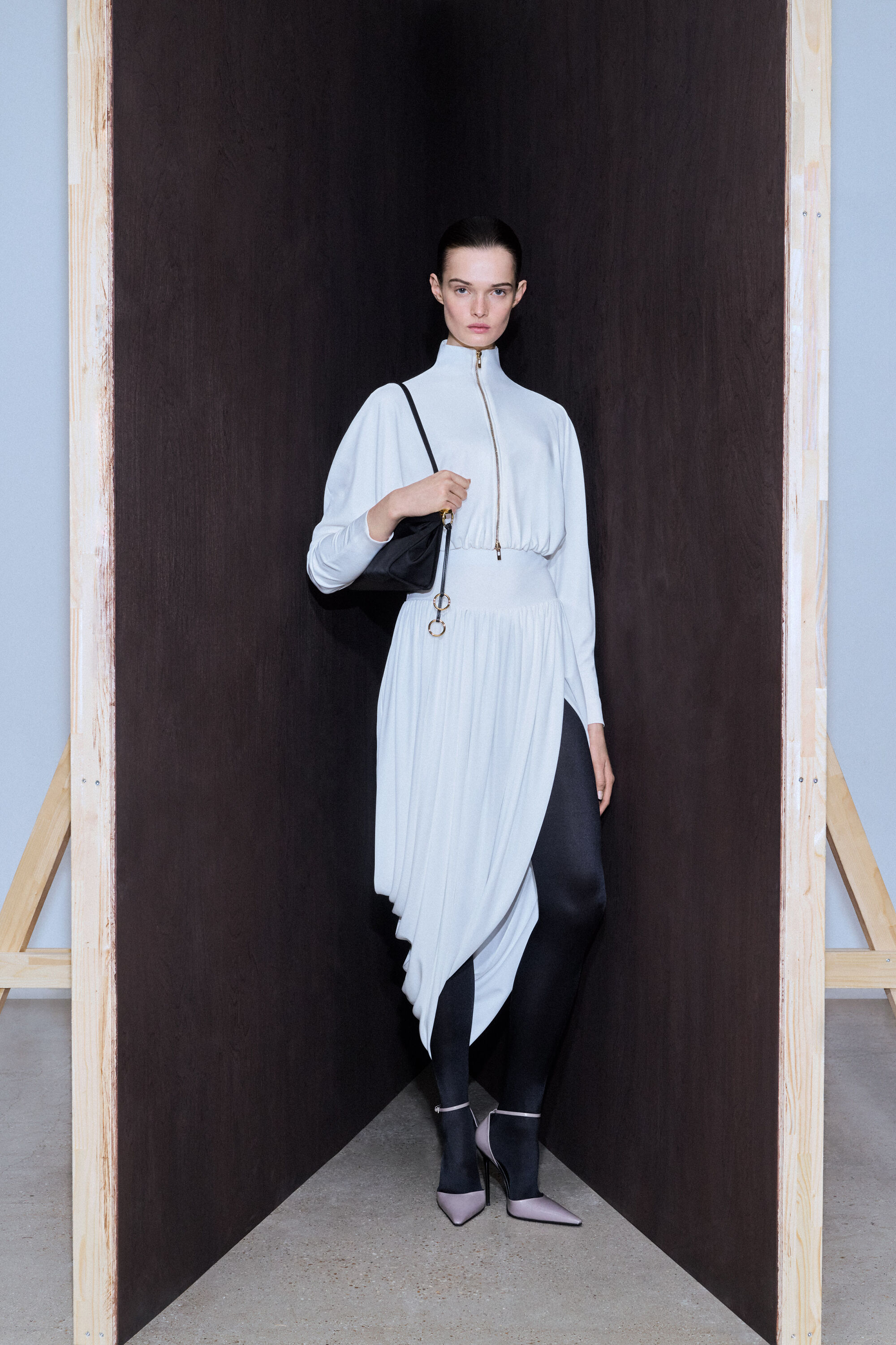 アライア (Alaïa)日本公式｜レディースデザイナーズウェア