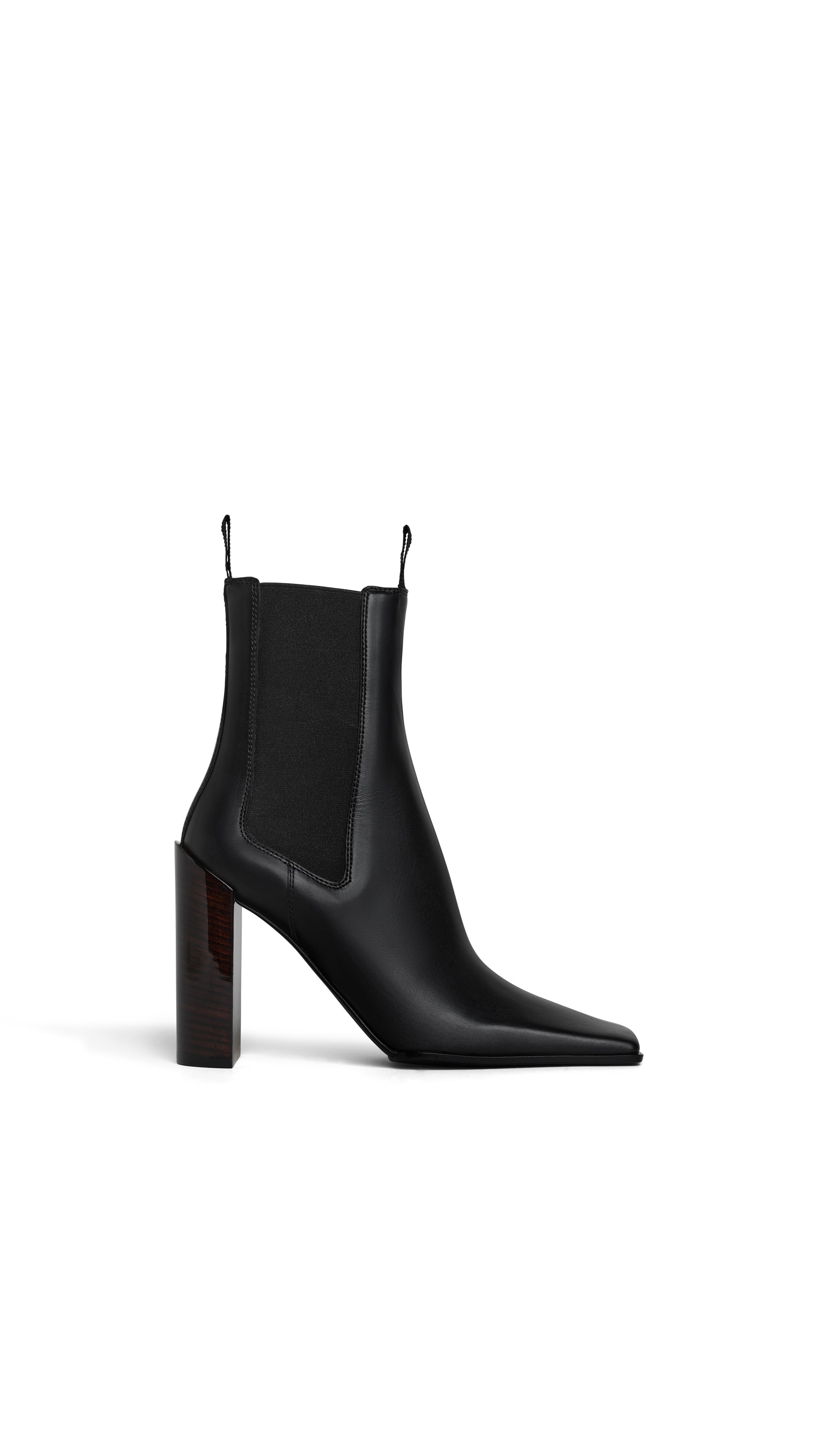 SQUARE CHELSEA BOOTS IN LEATHER