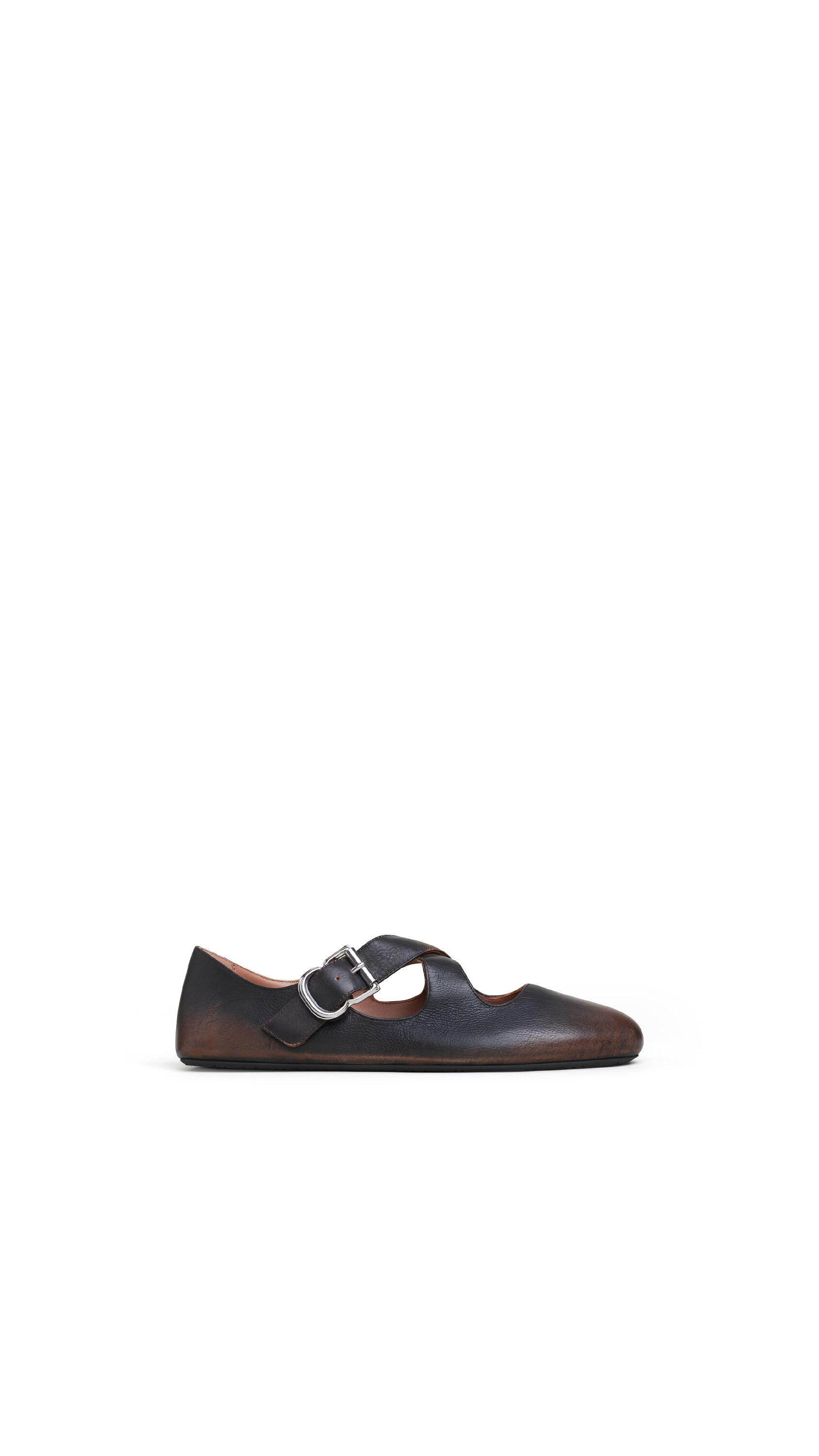 ALAÏA EBENE CRISS CROSS BALLET FLATS IN AGED LEATHER | ALAÏA US